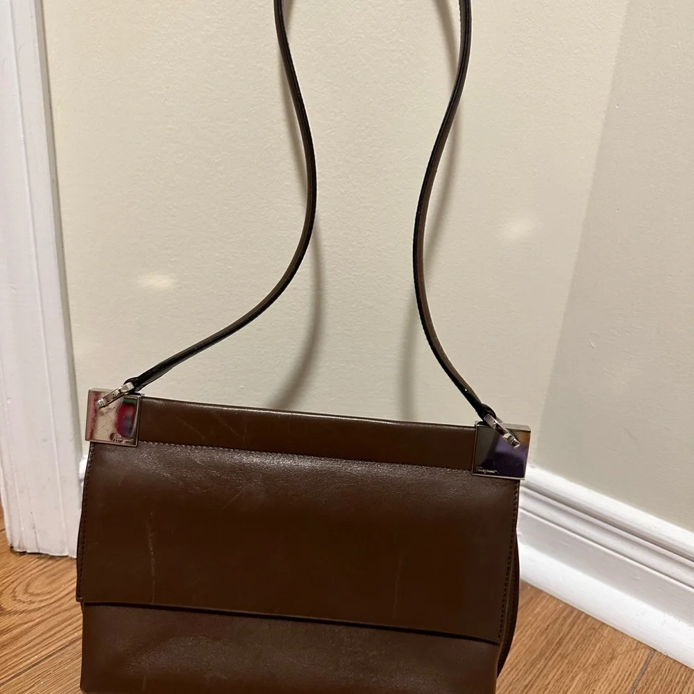 Beautiful brown Ferragamo shoulder bag - Picture 2 of 4